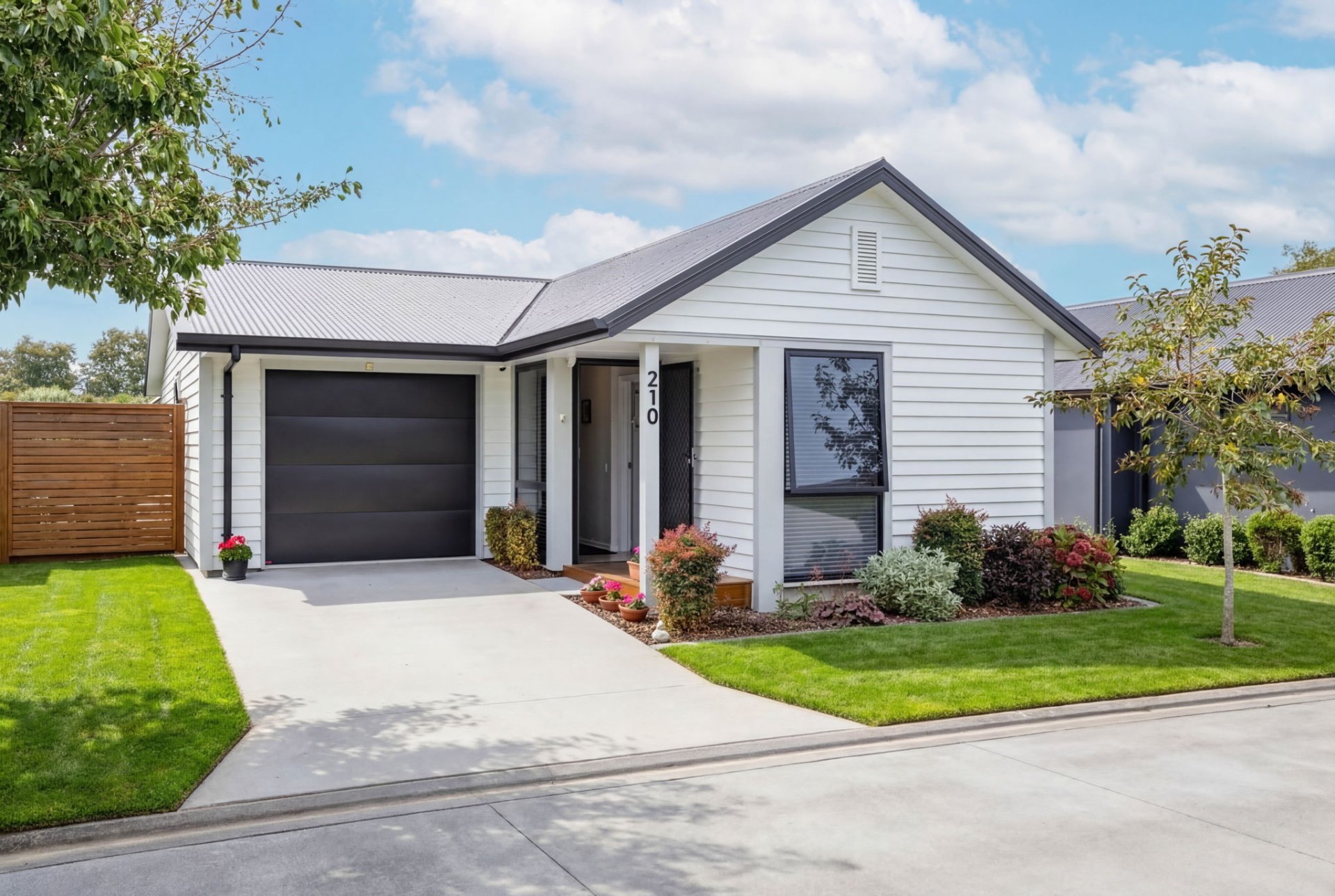 Unit 210, Cambridge Oaks Village, 14 Terry Came Drive, Cambridge 3434